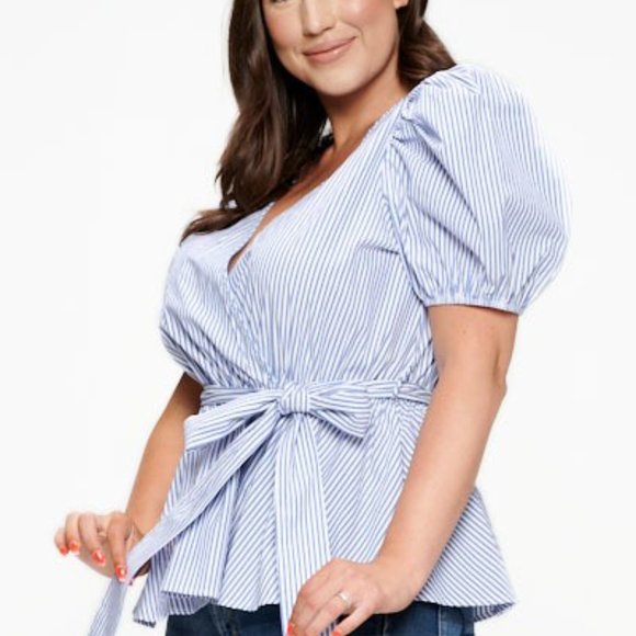 Beautiful light Blue V-neck peplum style blouse - Picture 2 of 4